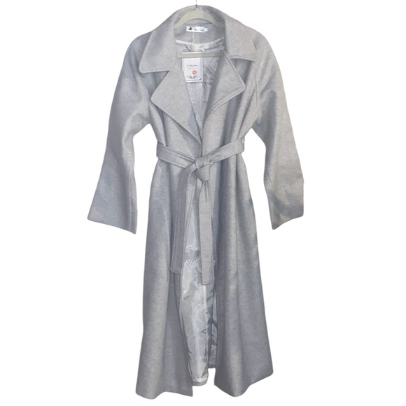 NWT Yu Hong Fashion Gray Belted Coat, Size XL - Picture 4 of 9
